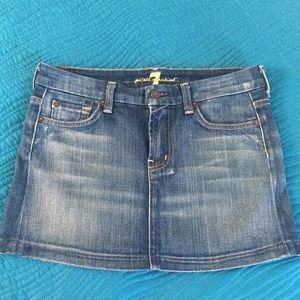 7 for all mankind Denim mini skirt sz. 4 or 27